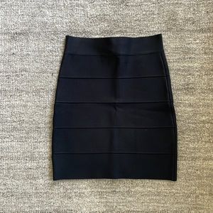 BCBG Max Azeris black stretch pencil mini skirt (XXS)
